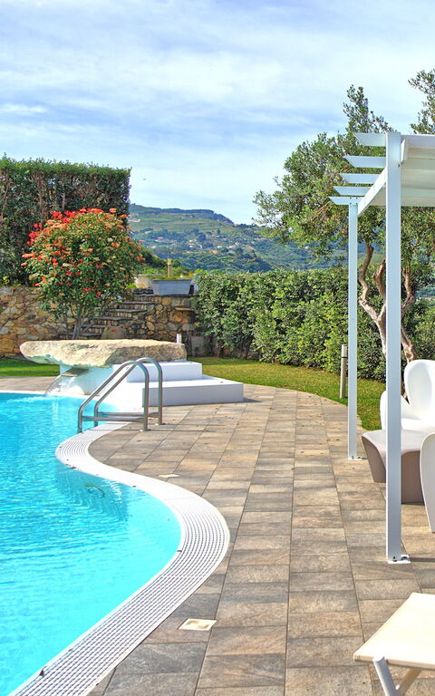 Villa Demetra: Außen, Draussen, Schwimmbad