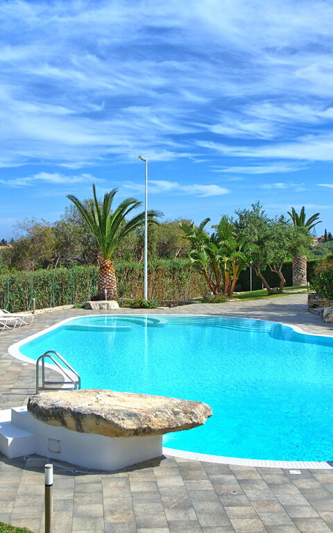 Villa Demetra: Außen, Draussen, Schwimmbad