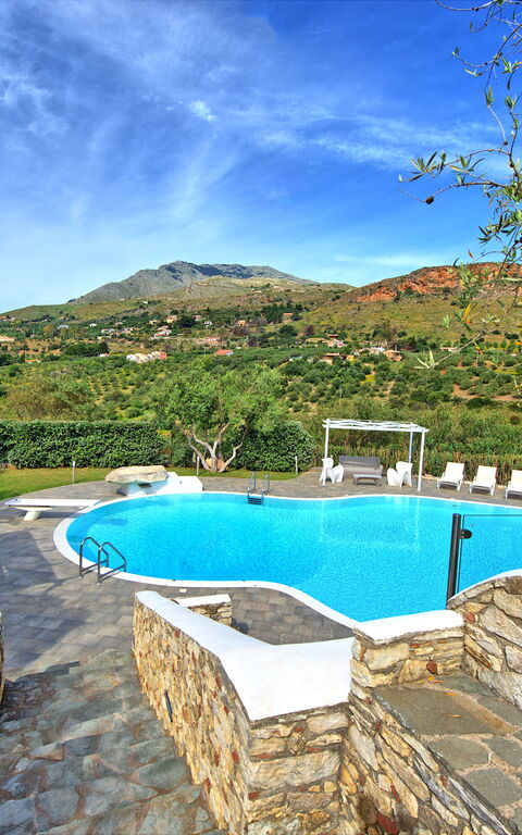 Villa Demetra: Außen, Draussen, Schwimmbad