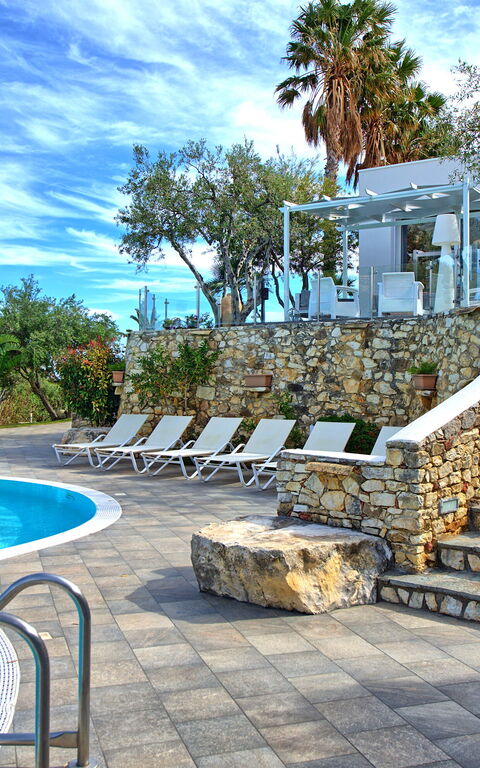 Villa Demetra: Außen, Draussen, Schwimmbad