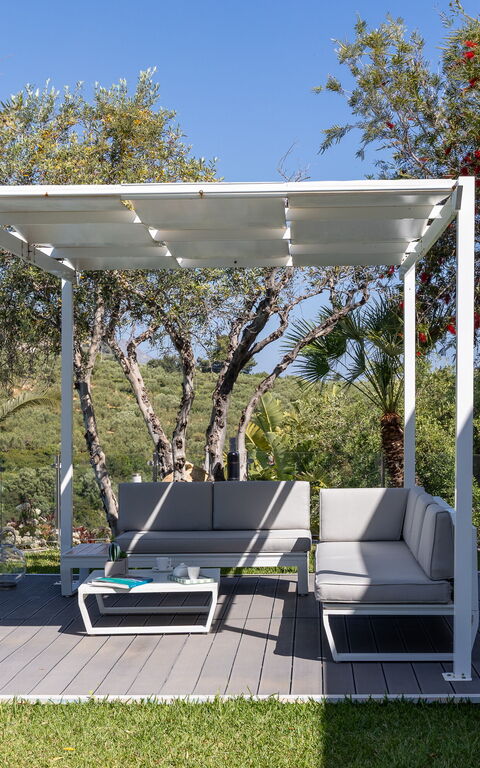 Villa Demetra: Außen, Balkon / Terrasse / Patio, Draussen, Garten