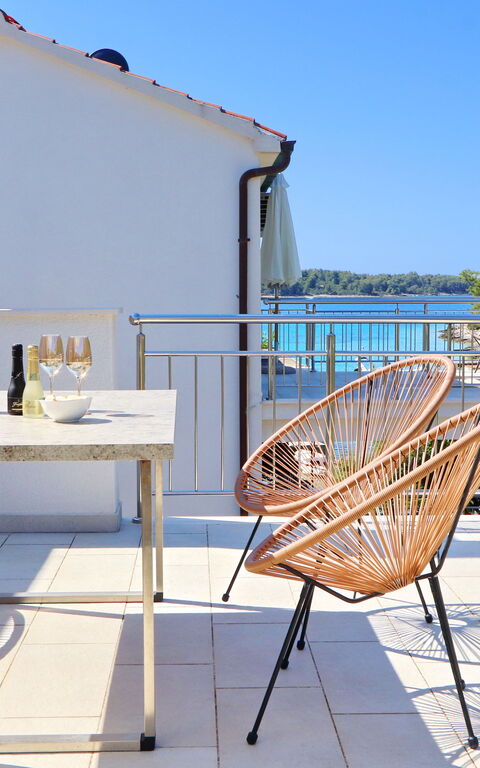 Villa Emerald: Ansichten, Außen, Balkon / Terrasse / Patio, Draussen