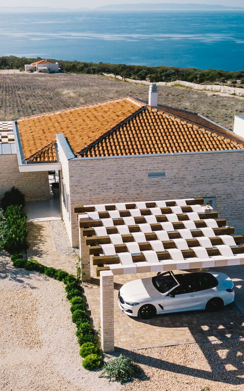 Villa Steropa: Ansichten, Außen