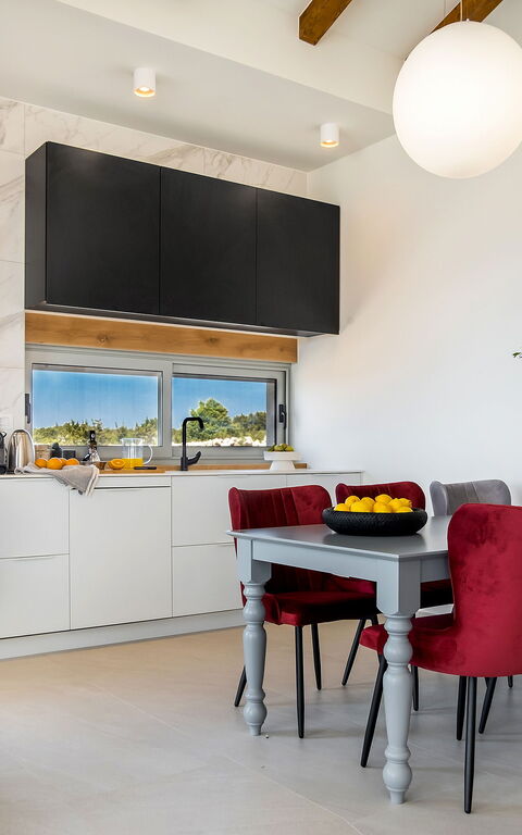 Villa Elektra: Esszimmer, Küche