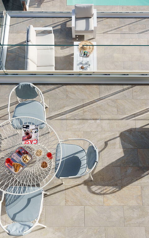 Grand Tour Villa: Außen, Balkon / Terrasse / Patio, Draussen