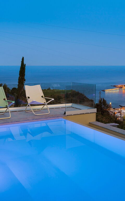 Grand Tour Villa: Ansichten, Außen, Draussen, Schwimmbad