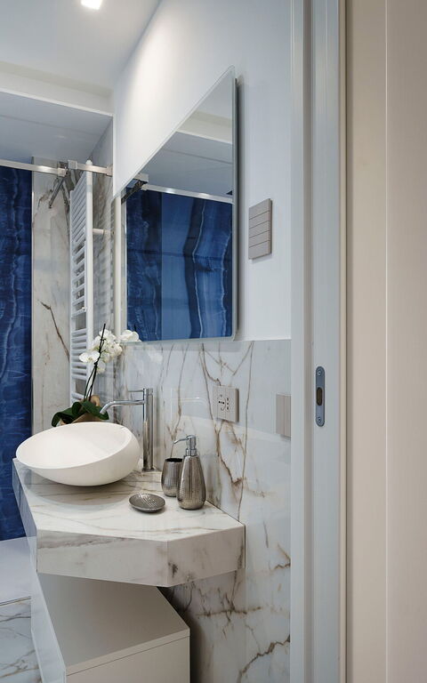 Grand Tour Villa: Bad, Schlafzimmer