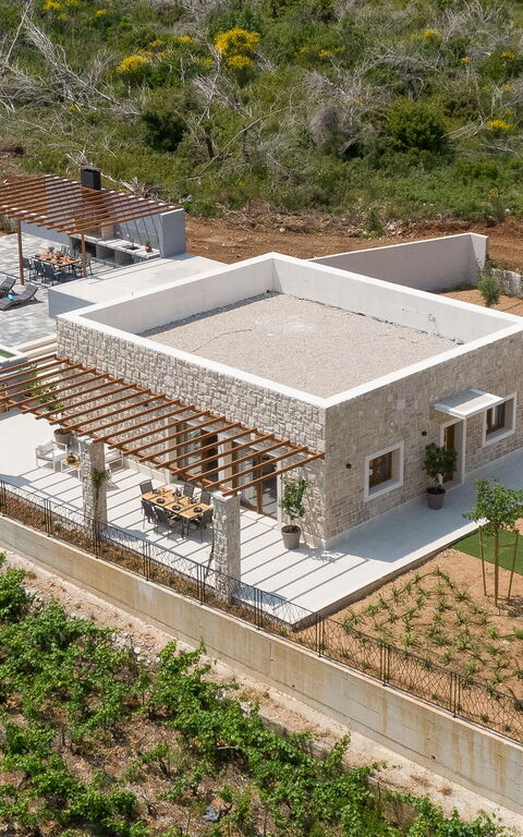 Villa Spectrum: Ansichten, Außen