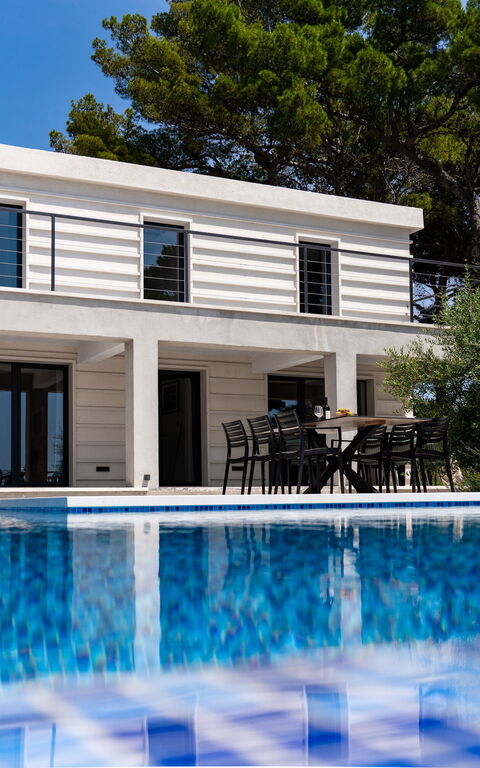 Villa Cosmic: Außen, Balkon / Terrasse / Patio, Schwimmbad