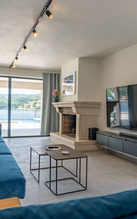 Villa Cosmic: Balkon / Terrasse / Patio, Wohnzimmer