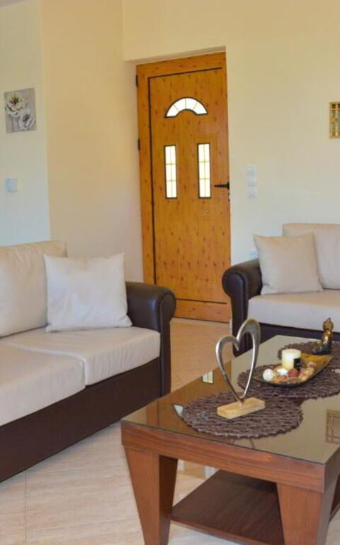 Villa Giorgos: Wohnzimmer