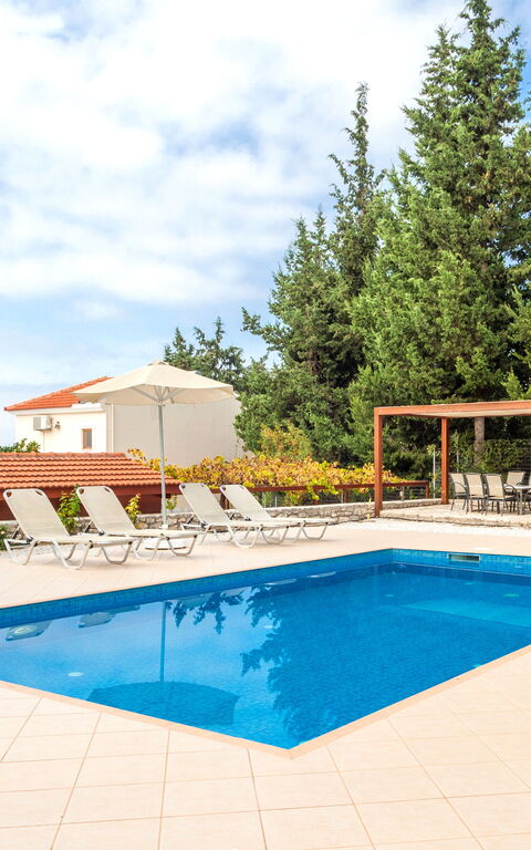 Villa Giorgos: Außen, Draussen, Schwimmbad