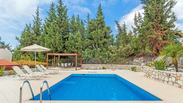 Villa Giorgos: Außen, Draussen, Schwimmbad