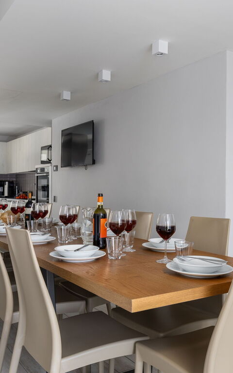 Villa Acquaviva: Esszimmer, Küche