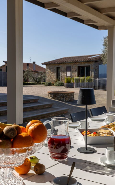 Villa Acquaviva: Balkon / Terrasse / Patio, Garten