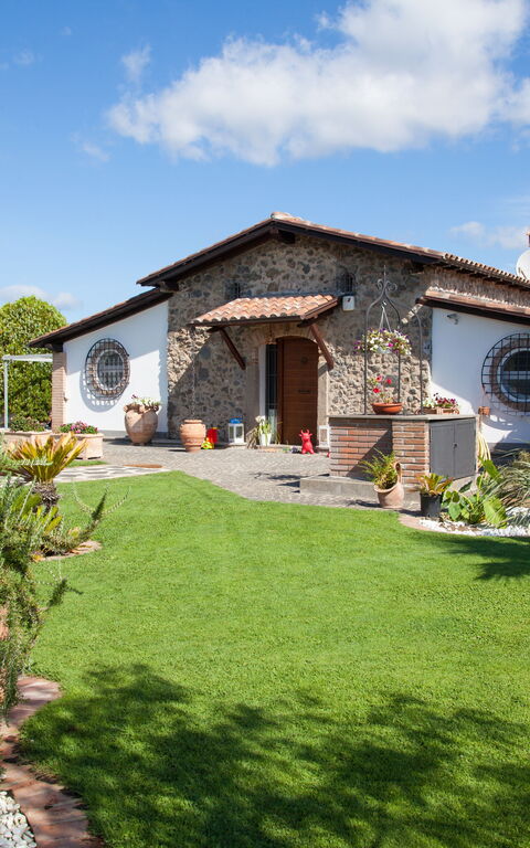 Villa Antici: Außen, Draussen, Garten, Haupteingang