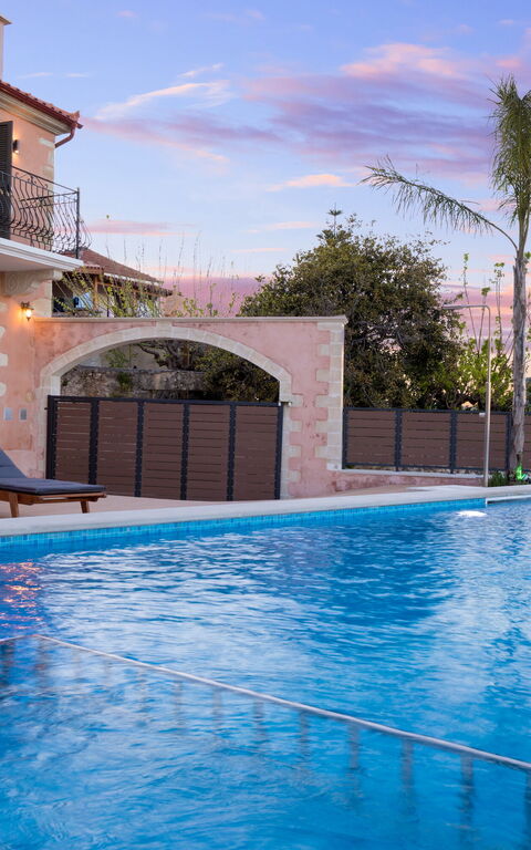 Villa Kois: Außen, Draussen, Schwimmbad