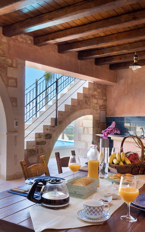 Villa Kois: Außen, Balkon / Terrasse / Patio, Draussen, Schwimmbad