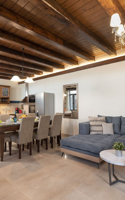 Villa Kois: Esszimmer, Wohnzimmer