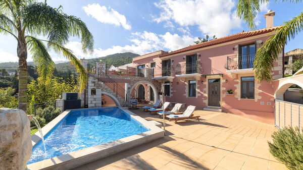 Villa Kois: Außen, Draussen, Schwimmbad