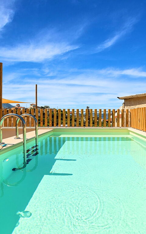 Villa Mirage: Ansichten, Außen, Draussen, Schwimmbad