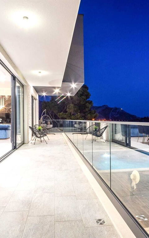 Villa Nikta: Balkon / Terrasse / Patio, Draussen, Schwimmbad