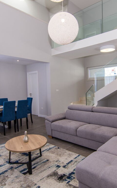 Villa Orvas 190: Esszimmer, Wohnzimmer