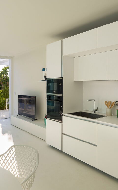 Villa Gadir: Esszimmer, Küche, Wohnzimmer