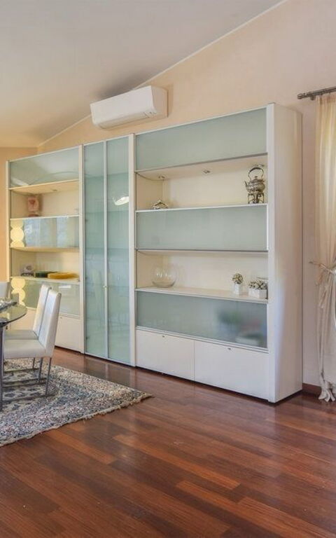 Villa Paradiso: Esszimmer, Wohnzimmer