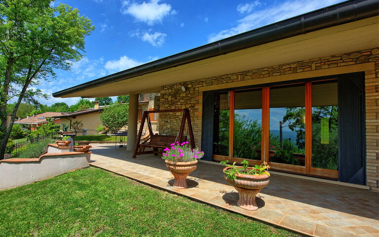 Villa Paradiso: Garten