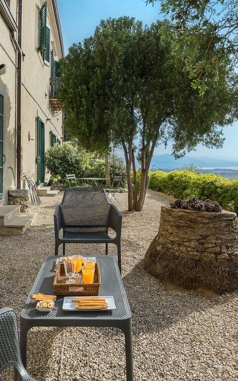 Villa Giuffrè: Ansichten, Außen, Balkon / Terrasse / Patio, Draussen