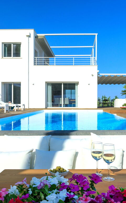 Villa Elysium: Außen, Draussen, Schwimmbad