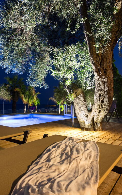 Villa Bellasia: Außen, Draussen