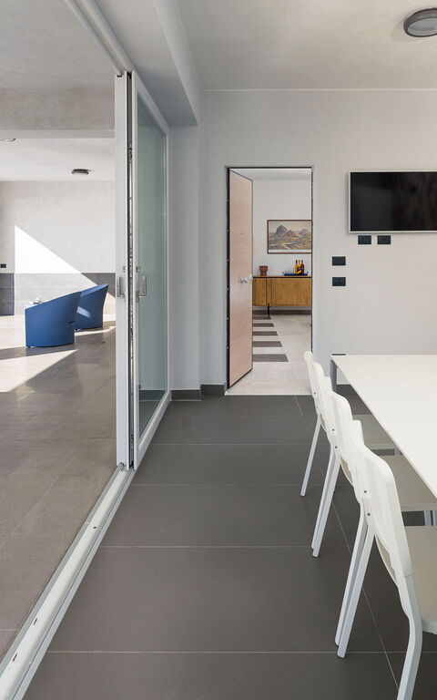 Villa Giglio Di Mare: Esszimmer, Küche