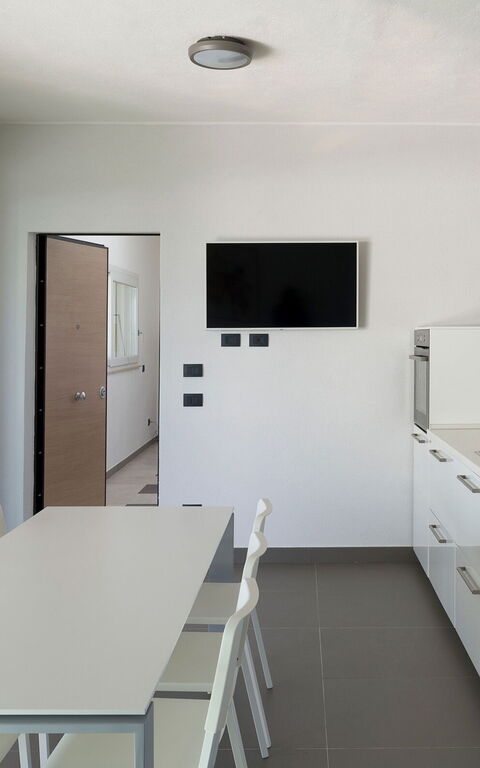 Villa Giglio Di Mare: Esszimmer, Küche