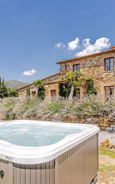 Chateau La Siroque: Außen, Draussen, Garten, Whirlpool