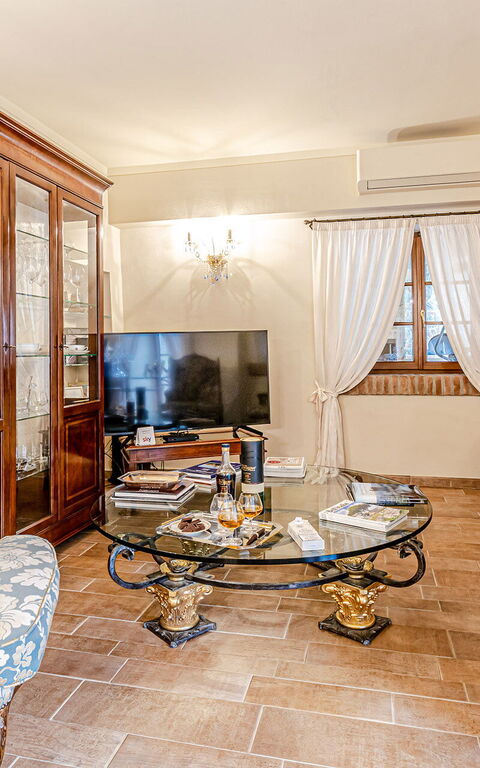 Chateau La Siroque: Wohnzimmer