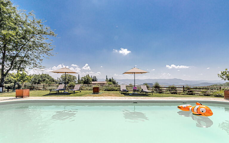 Chateau La Siroque: Ansichten, Außen, Draussen, Schwimmbad