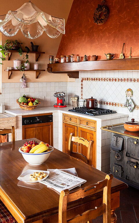 Villa Colle Di Sotto: Esszimmer, Küche