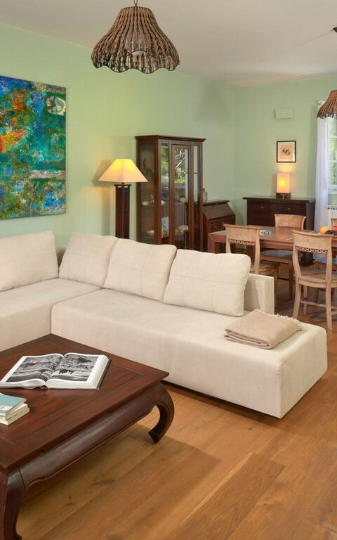 Orvas Villa 189: Esszimmer, Wohnzimmer