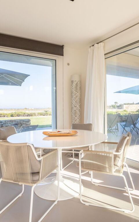 Villa Partenope: Esszimmer, Wohnzimmer