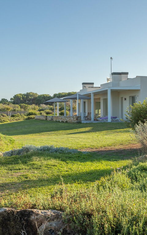 Villa Partenope: Ansichten, Außen, Draussen, Garten