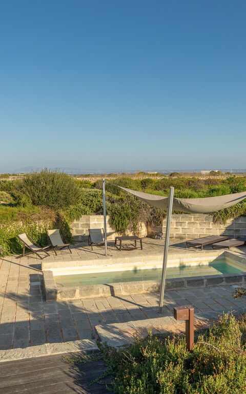 Villa Partenope: Ansichten, Außen, Draussen, Garten, Schwimmbad