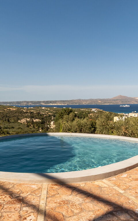 Villa Seiri: Ansichten, Außen, Draussen, Schwimmbad