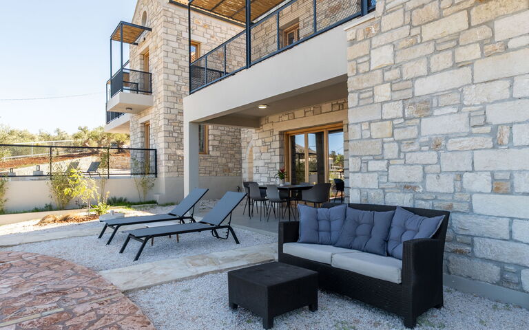 Villa Seiri: Außen, Balkon / Terrasse / Patio, Draussen