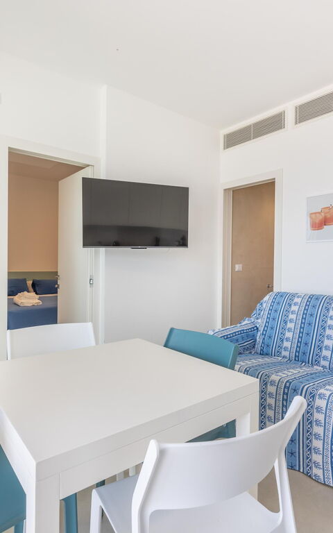 Marinaia Gran Vista Mare: Esszimmer, Küche, Wohnzimmer