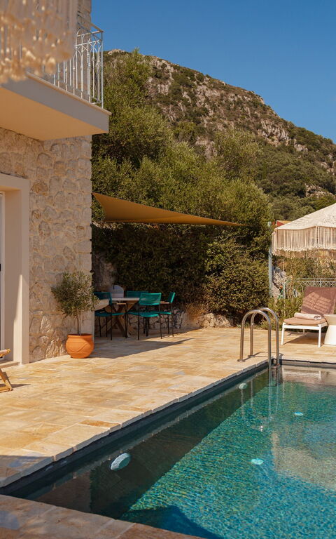 Villa Thea Mare Levantes