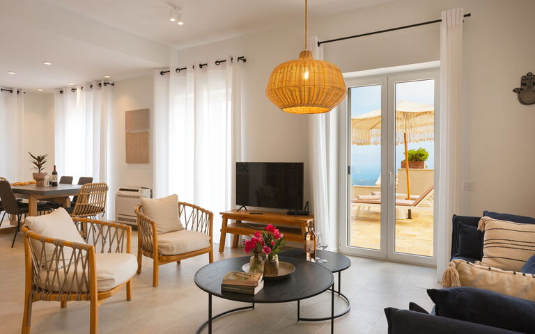 Villa Thea Mare Levantes: Wohnzimmer