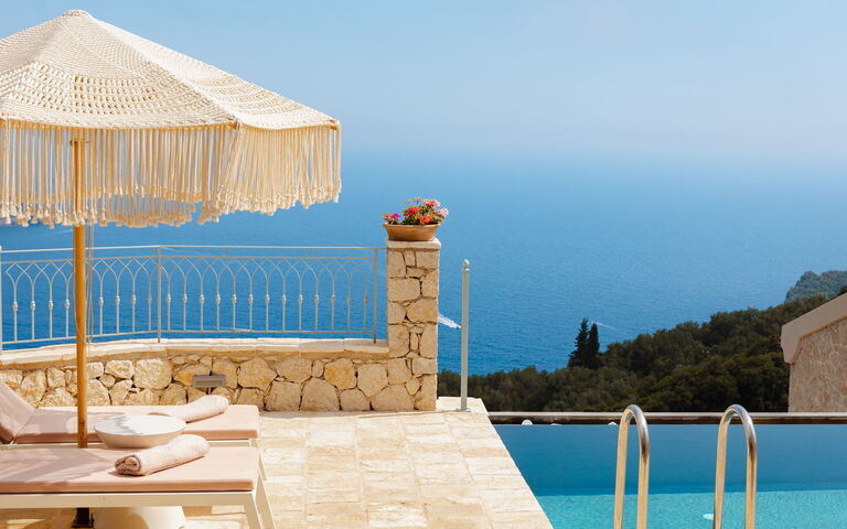 Villa Thea Mare Levantes: Ansichten, Außen, Draussen, Schwimmbad