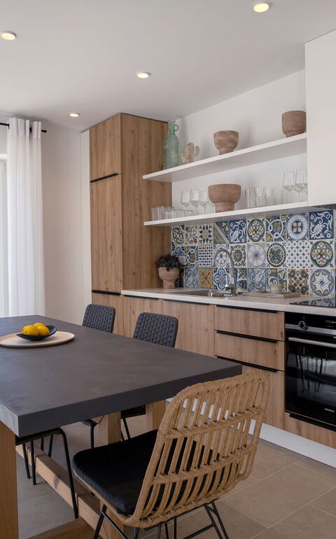 Villa Thea Mare Maistro: Esszimmer, Küche